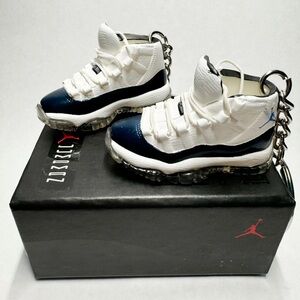 Air Jordan 11 Retro UNC Win Like 82 Navy Blue Sneaker Keychain Pair Shoe Box 3D